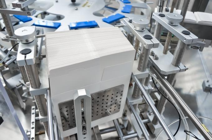 Máquina de encartonado vertical certificada CE con protección contra sobrecarga de par, altura de detección 400 mm 2